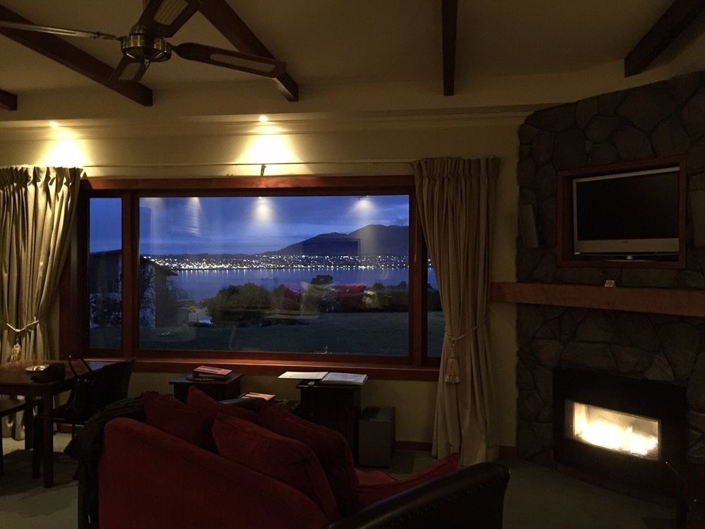 Tauhara Sunrise Lodge Lac Lac Taupo Extérieur photo